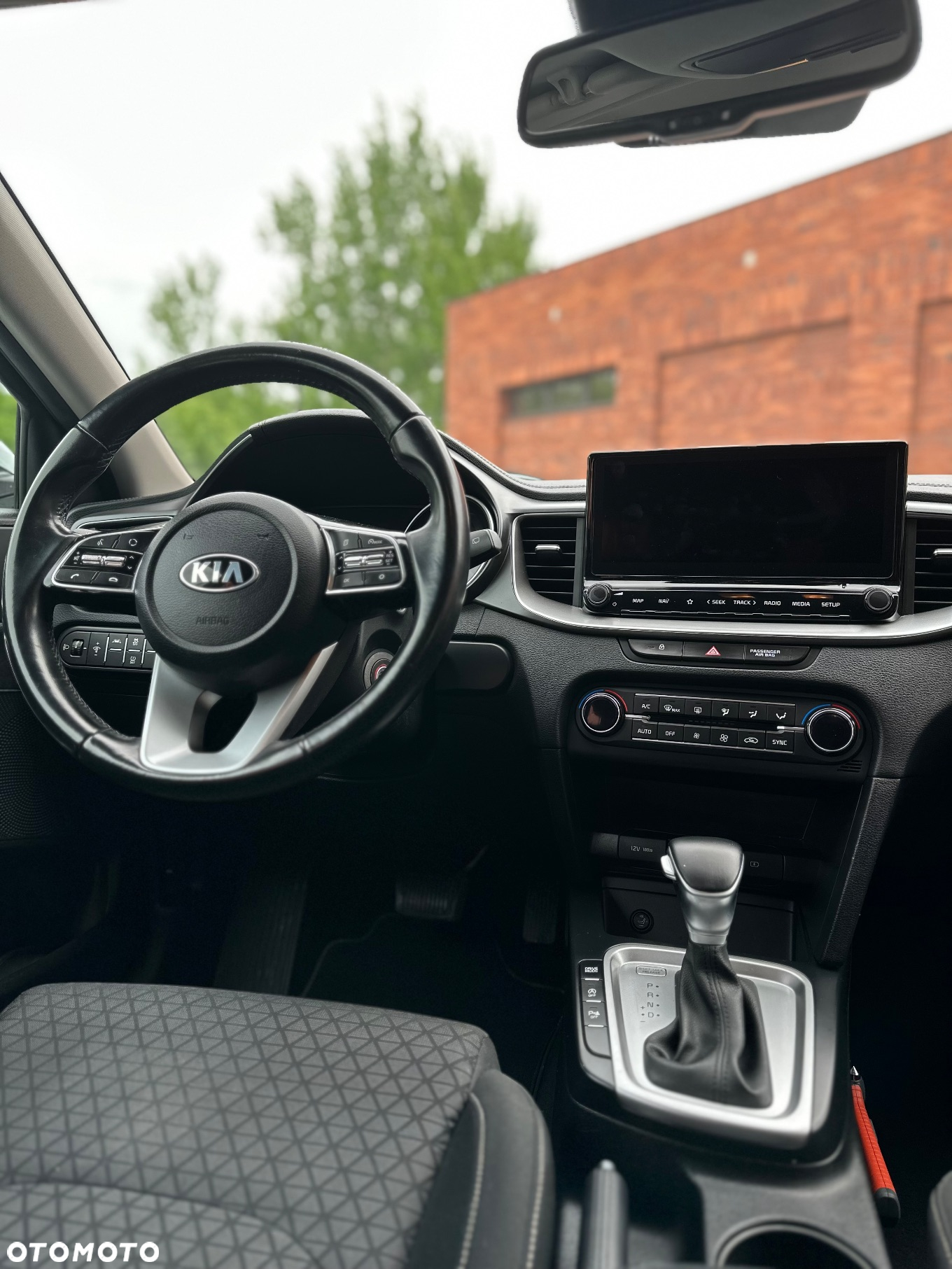 Kia Ceed 1.6 CRDi (48V Mild-Hybrid) DCT7 Spirit - 31