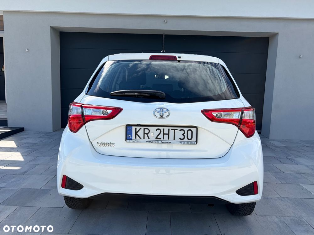 Toyota Yaris 1.5 Premium - 5