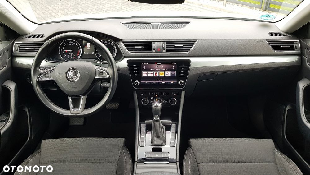 Skoda Superb 2.0 TDI 4x4 DSG Ambition - 30
