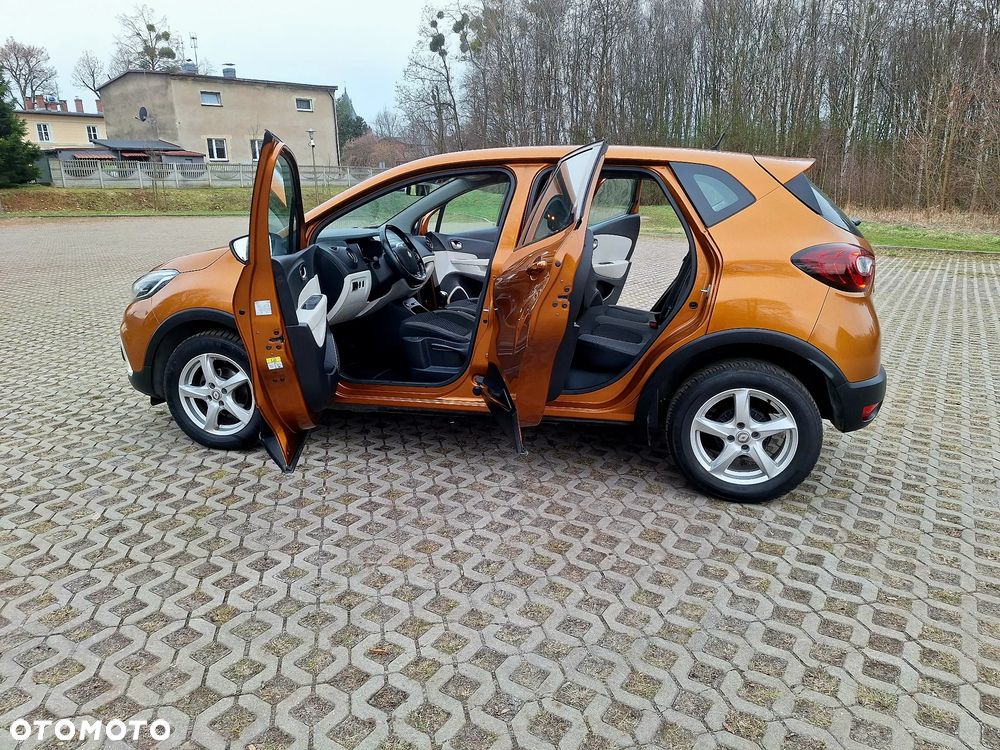 Renault Captur - 23