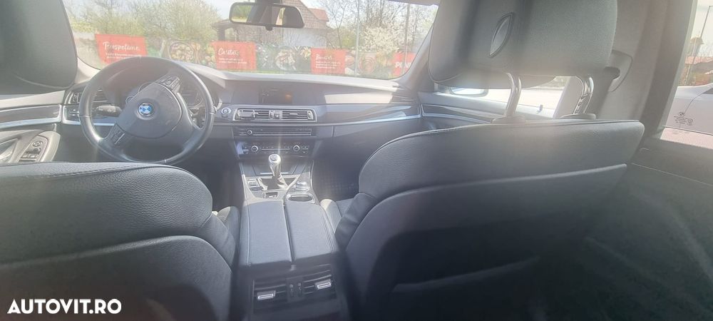BMW Seria 5 520d - 5