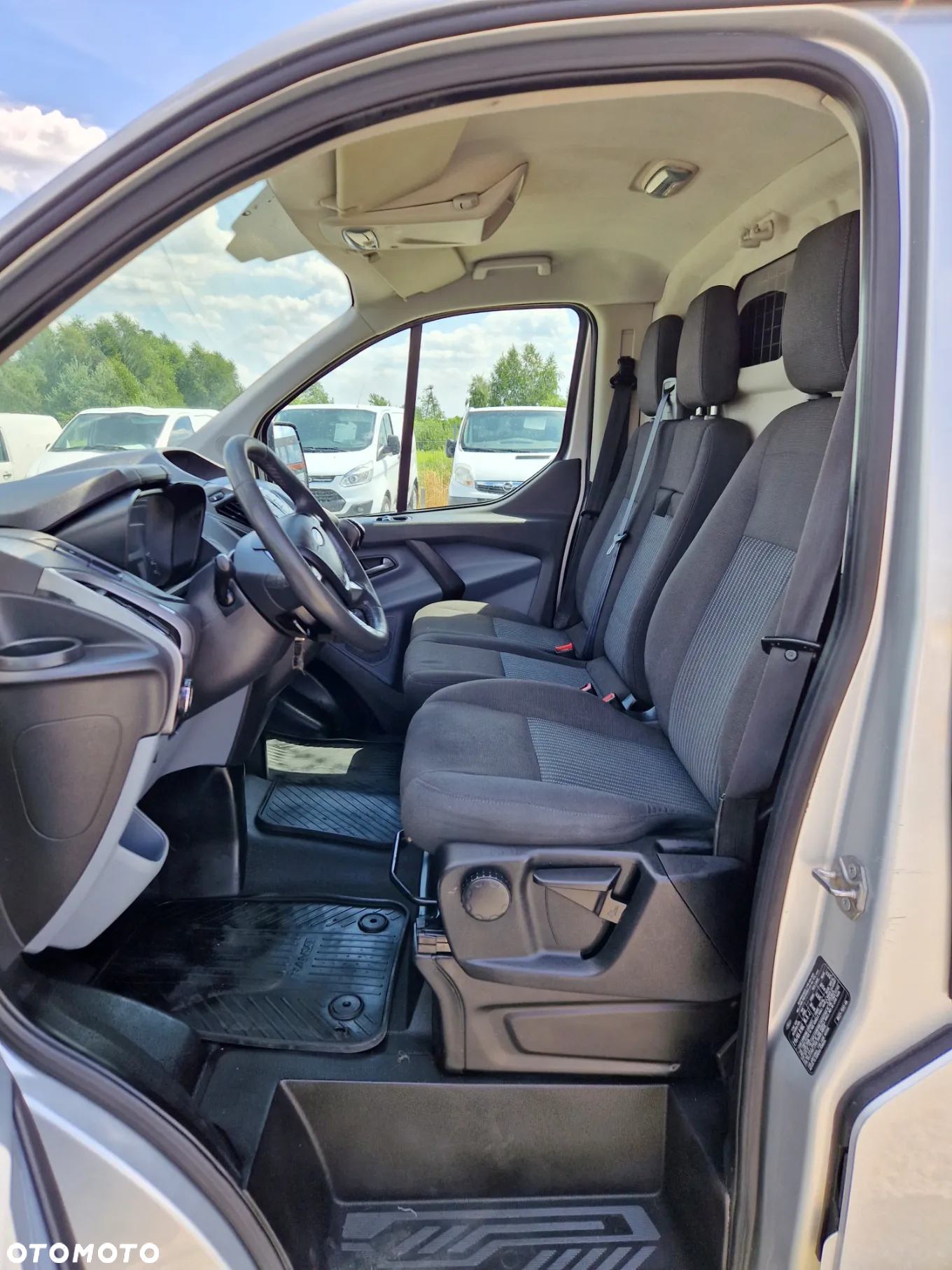 Ford TRANSIT CUSTOM 2,2TDCI 125 KONNY DŁUGI L2H1 LONG KLIMA GWARANCJA - 9