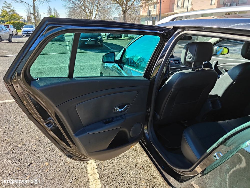 Renault Mégane Sport Tourer 1.5 dCi Dynamique S - 9