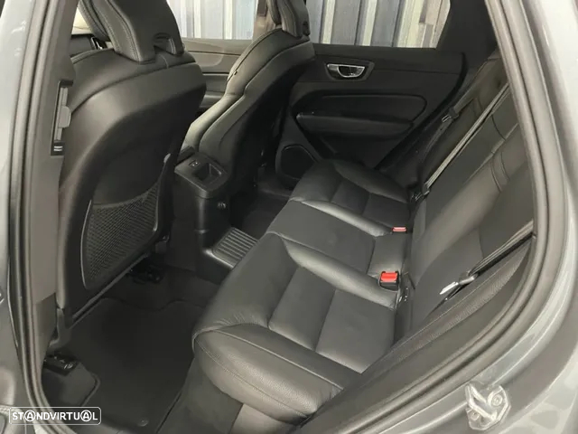 Volvo XC 60 2.0 T8 PHEV Inscription AWD - 11