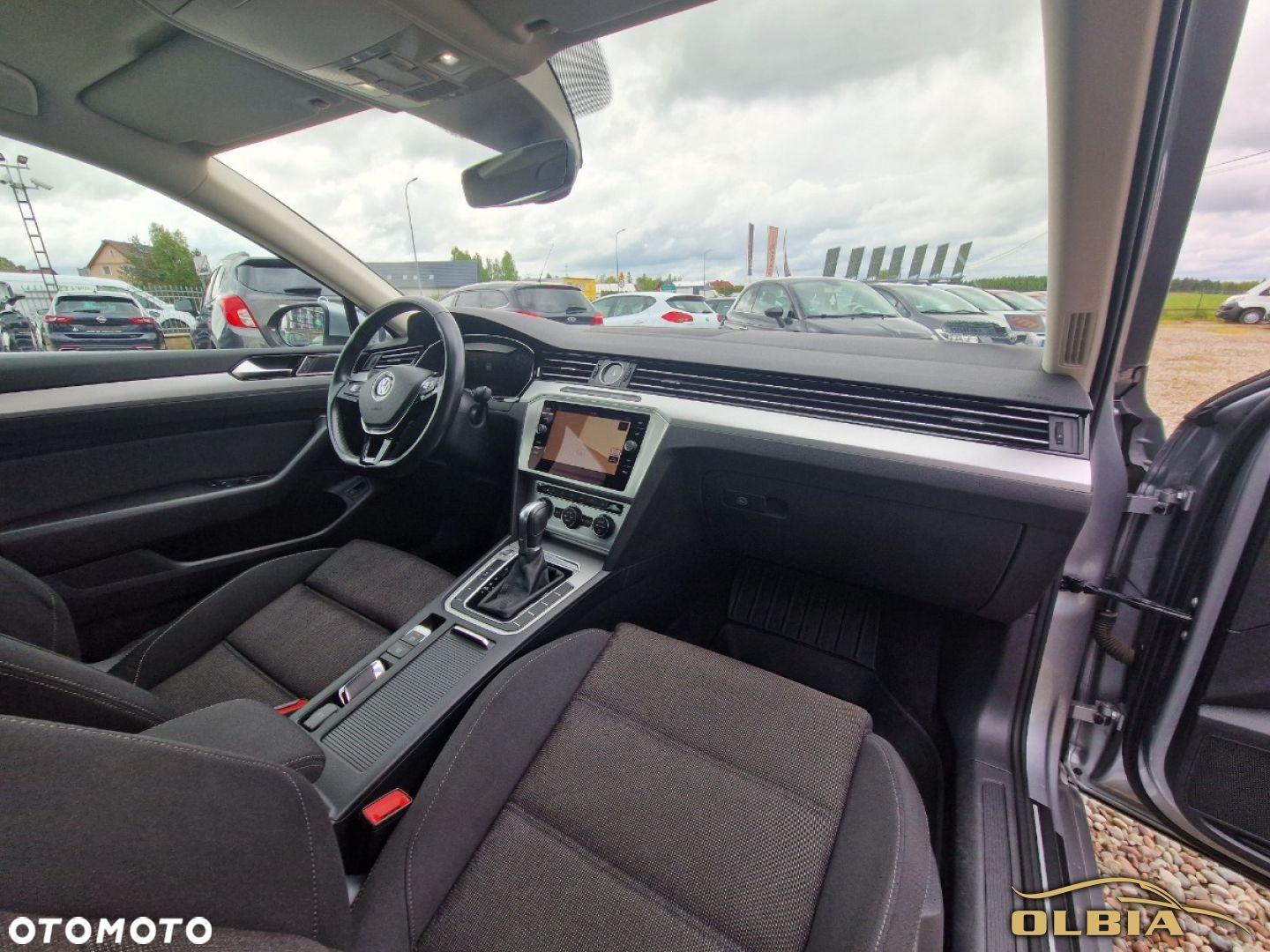 Volkswagen Passat - 8