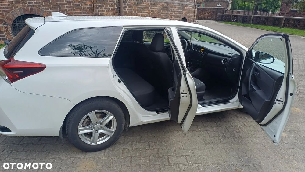 Toyota Auris 1.33 VVT-i Active - 6