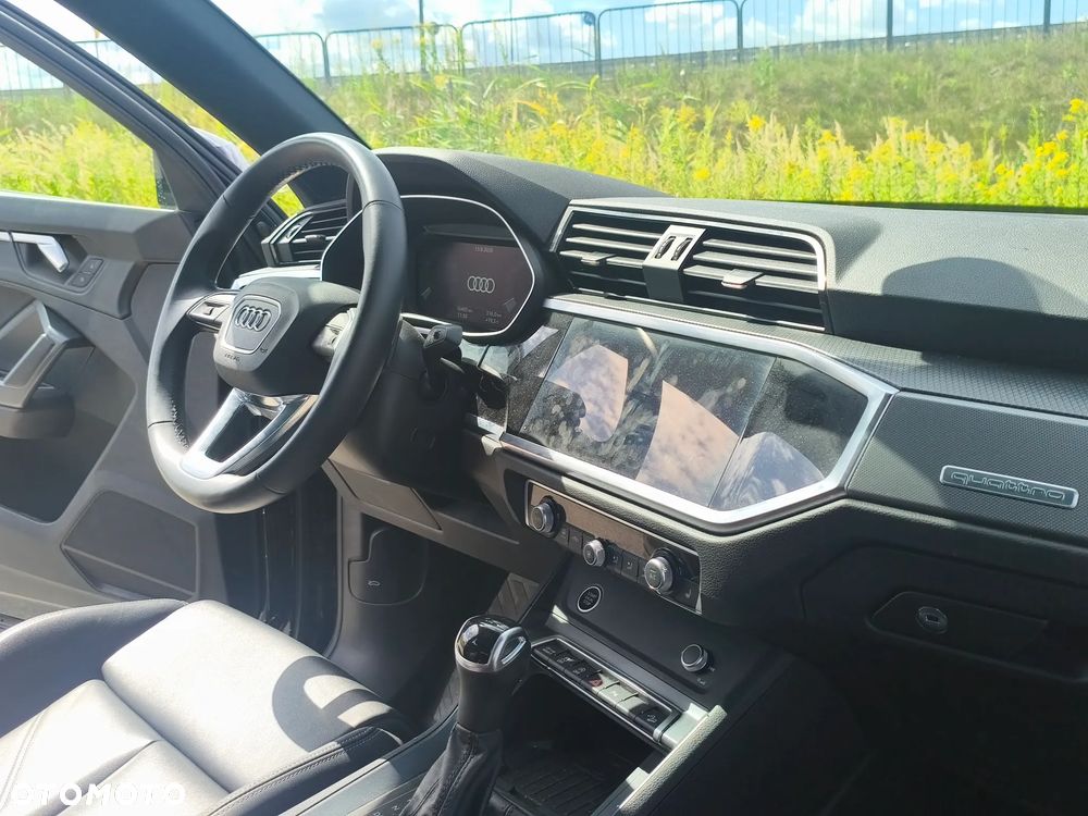 Audi Q3 - 21