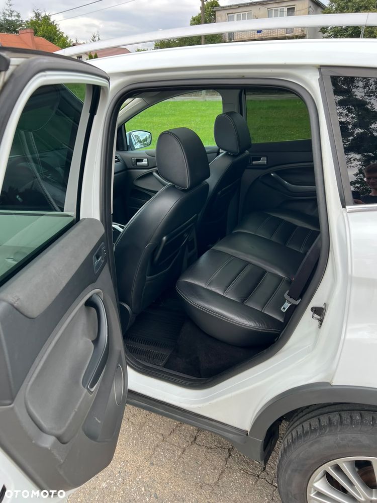 Ford Kuga 2.0 TDCi Titanium - 9