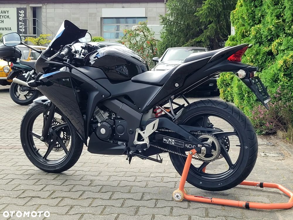 Honda CBR - 30