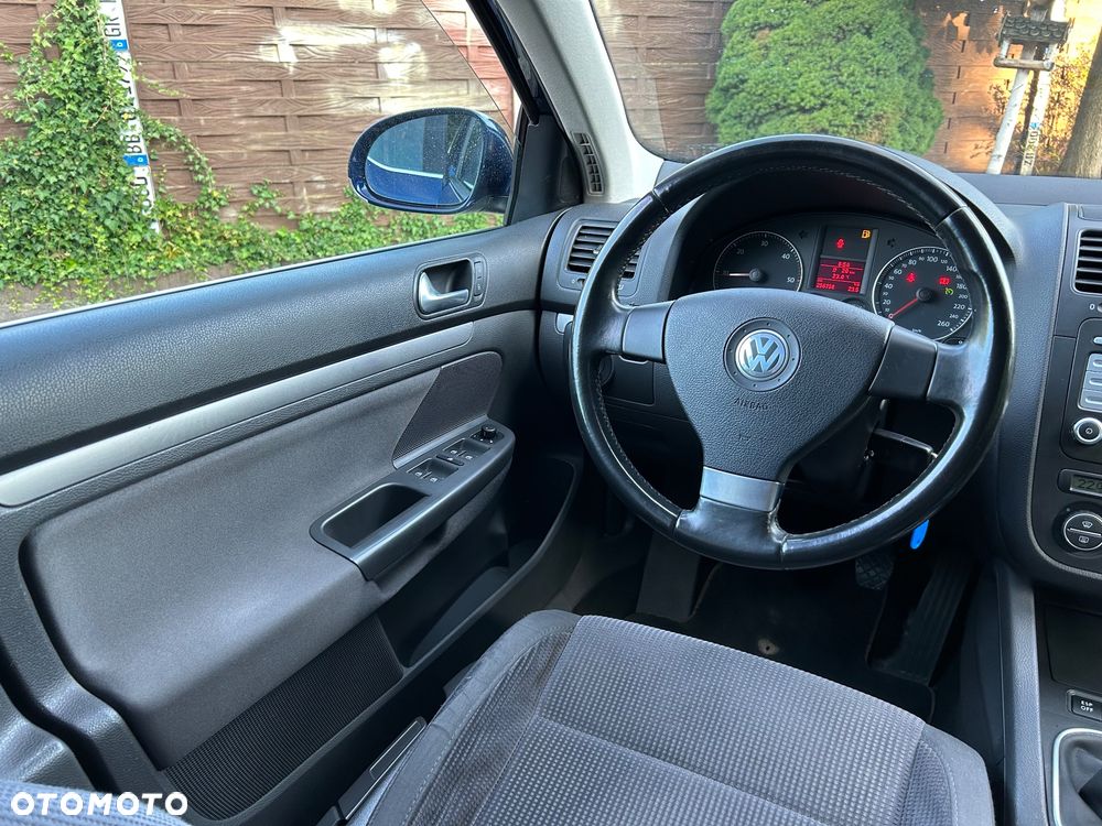 Volkswagen Golf 1.9 TDI DPF Comfortline - 17
