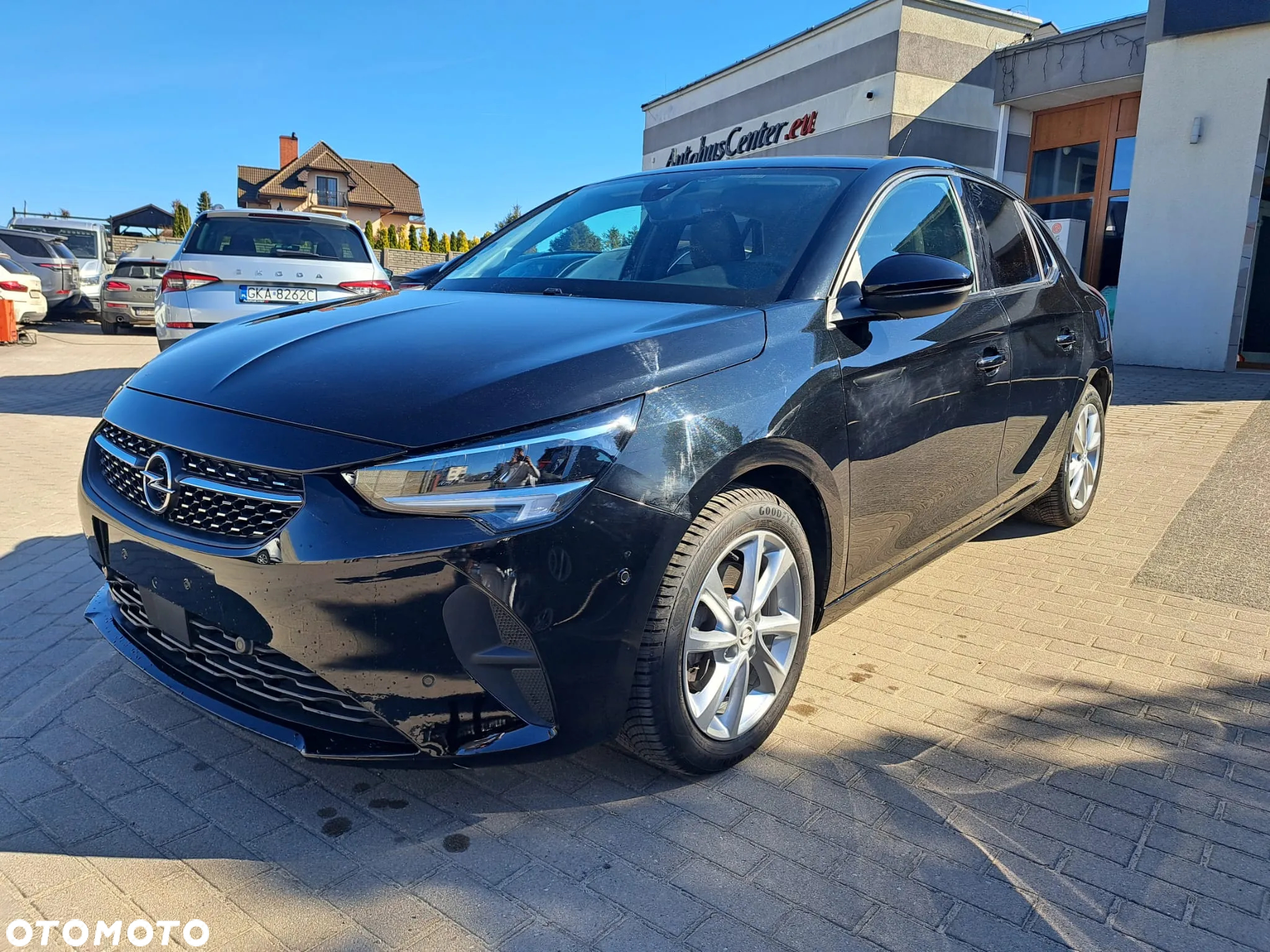 Opel Corsa 1.2 Elegance S&S - 11