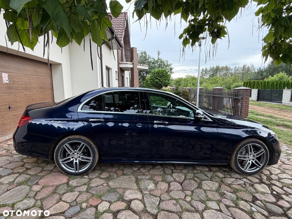 Mercedes-Benz Klasa E 300 9G-TRONIC - 8