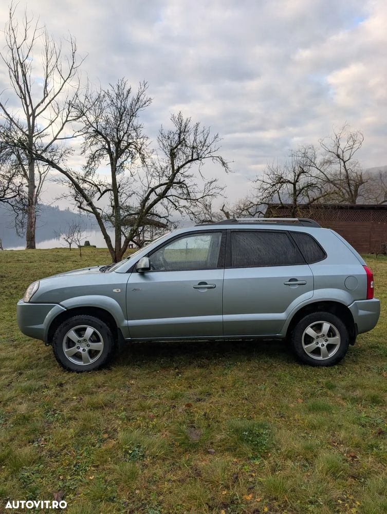 Hyundai Tucson 2.0 CRDI VGT 4WD GLS - 3