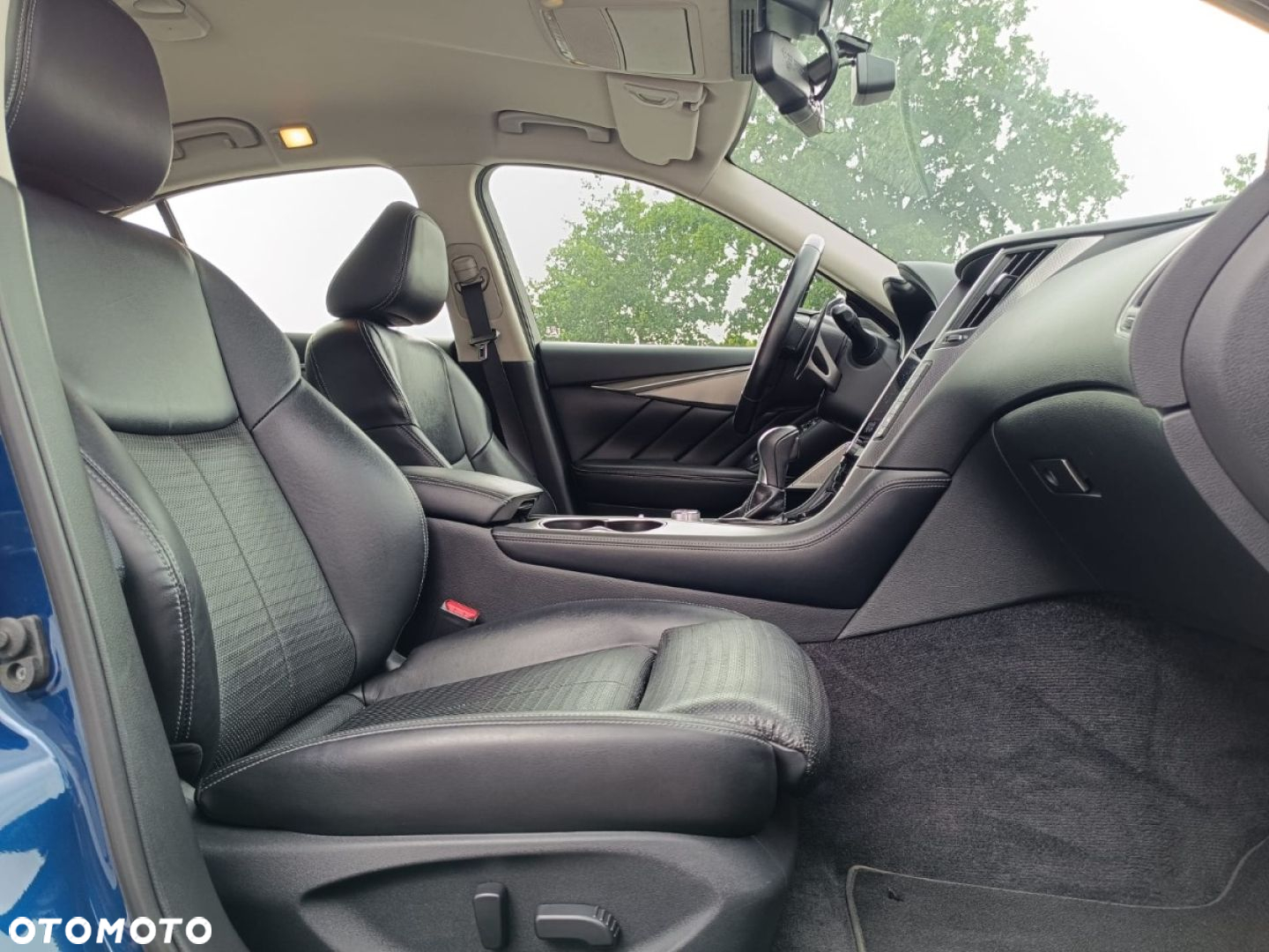 Infiniti Q50 - 31