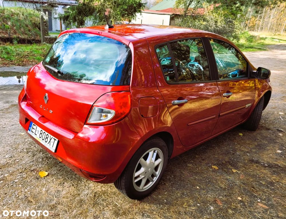 Renault Clio 1.2 16V 75 Expression - 2