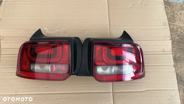 LAMPA LEWY PRAWY TYŁ CITROEN C4 CACTUS 9800916080