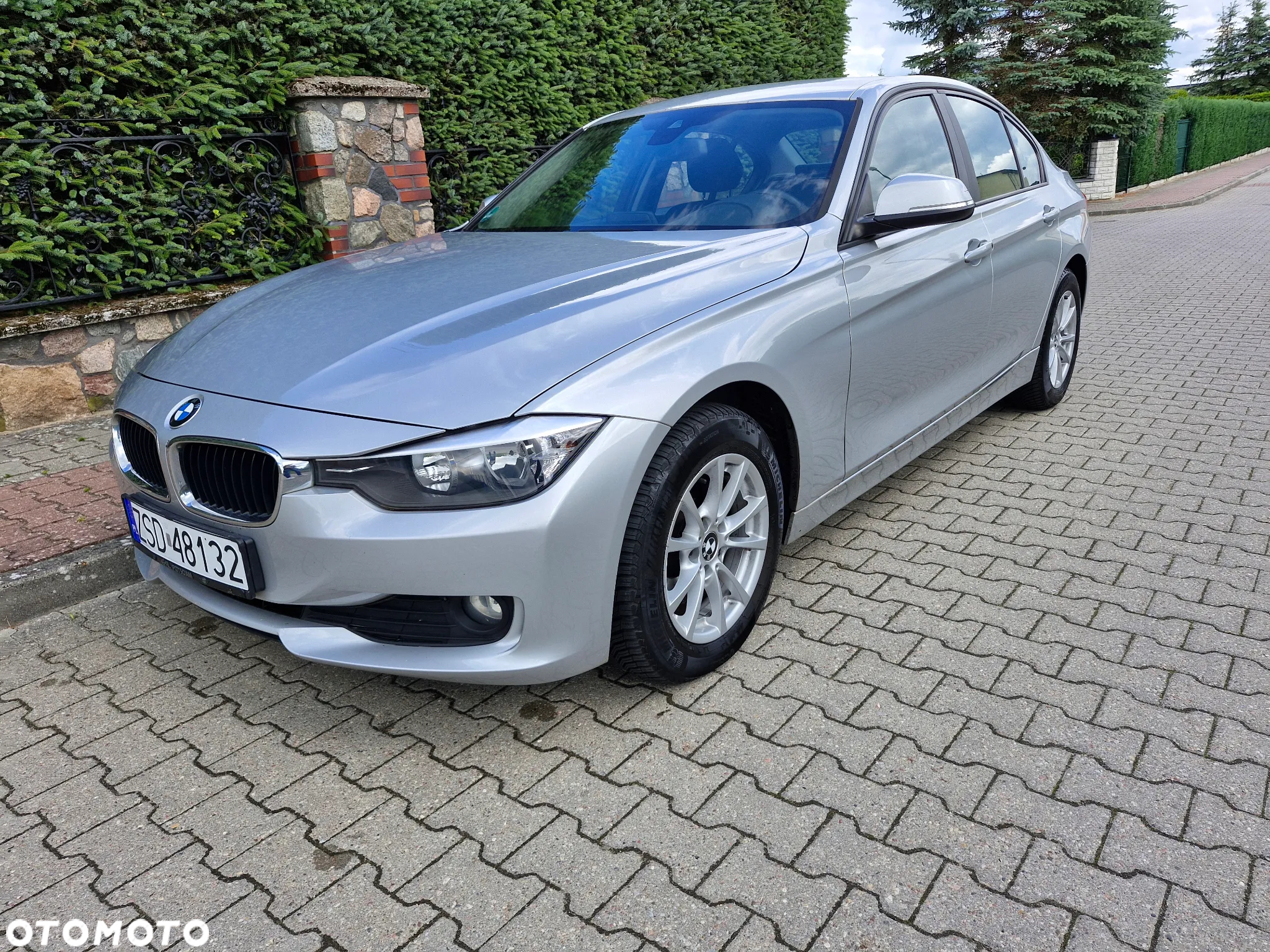 BMW Seria 3 318d DPF Touring Edition Sport - 6
