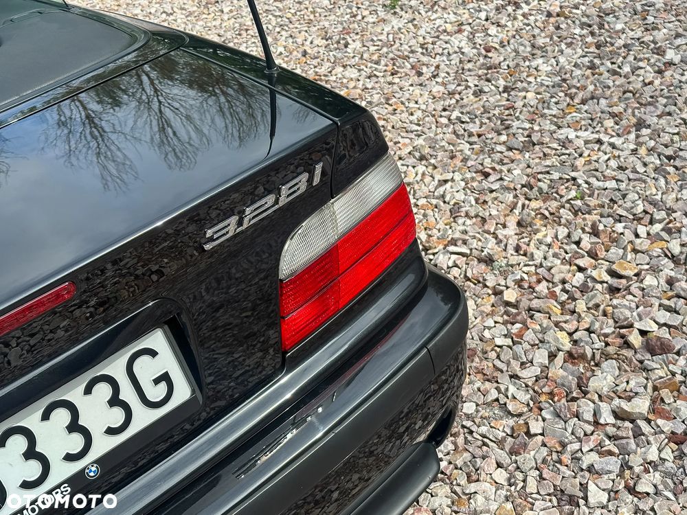 BMW Seria 3 328i - 18