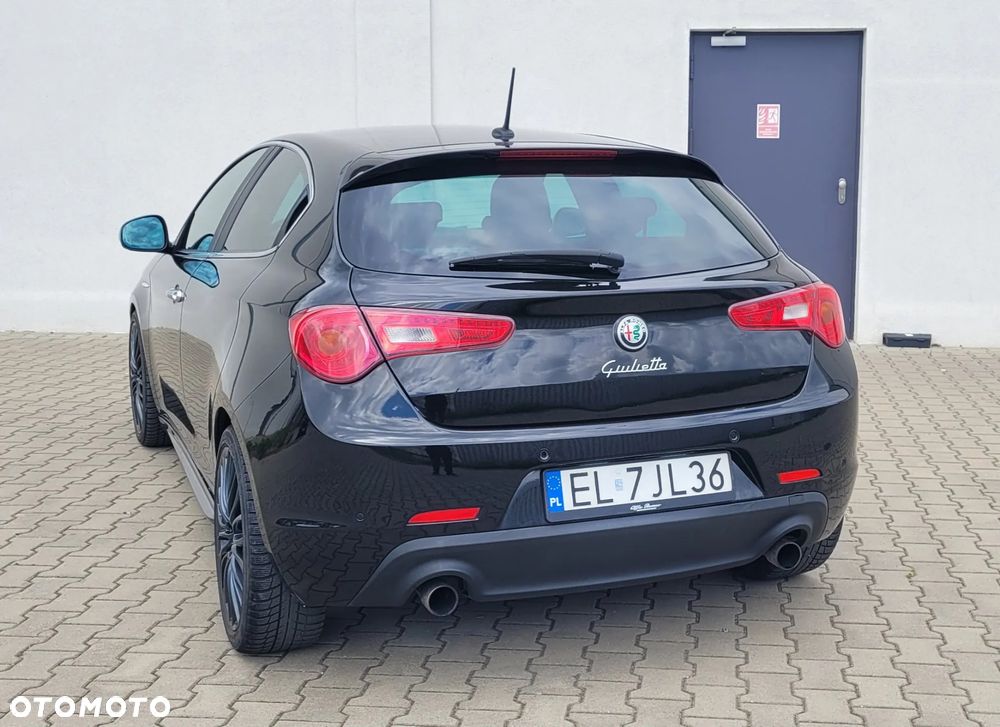 Alfa Romeo Giulietta 2.0 JTDM Distinctive - 5