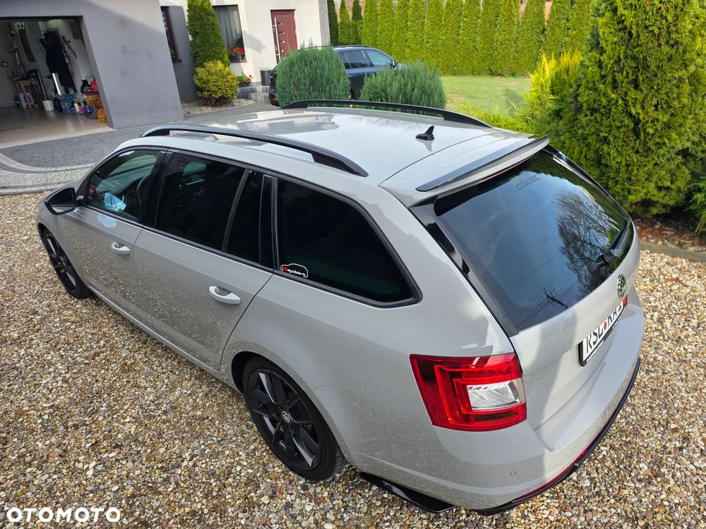 Skoda Octavia ver-combi-2-0-tdi-dsg-rs - 26