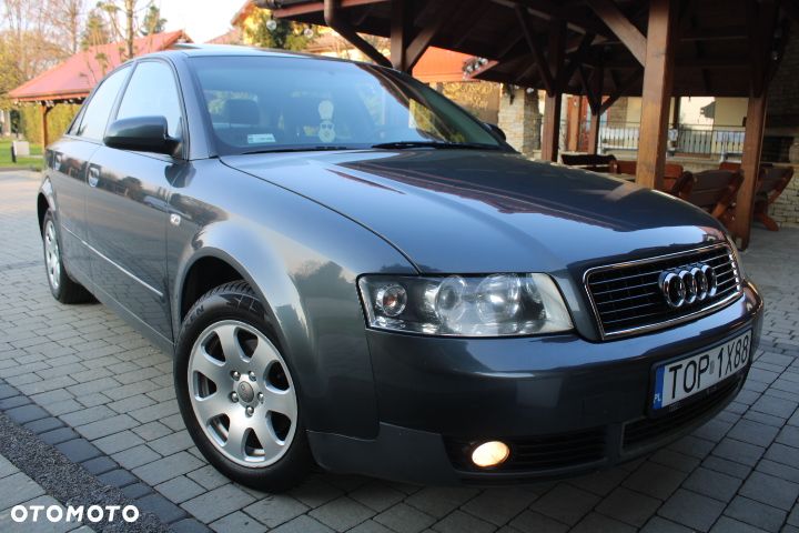 Audi A4 Limousine - 18