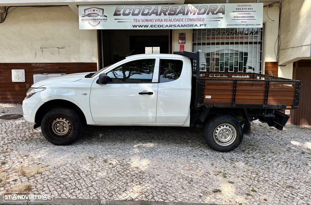 Mitsubishi L200 2.4 DI-D CD Invite CC 4WD - 1