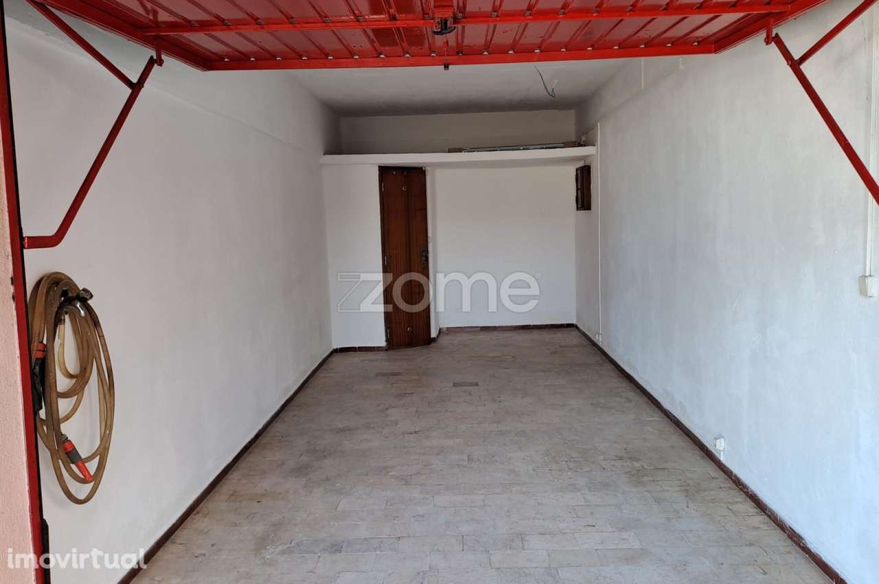 Garagem para arrendamento - Grande imagem: 4/6