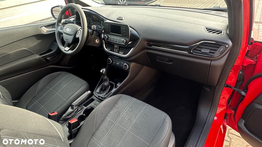 Ford Fiesta 1.1 S&S TREND - 11