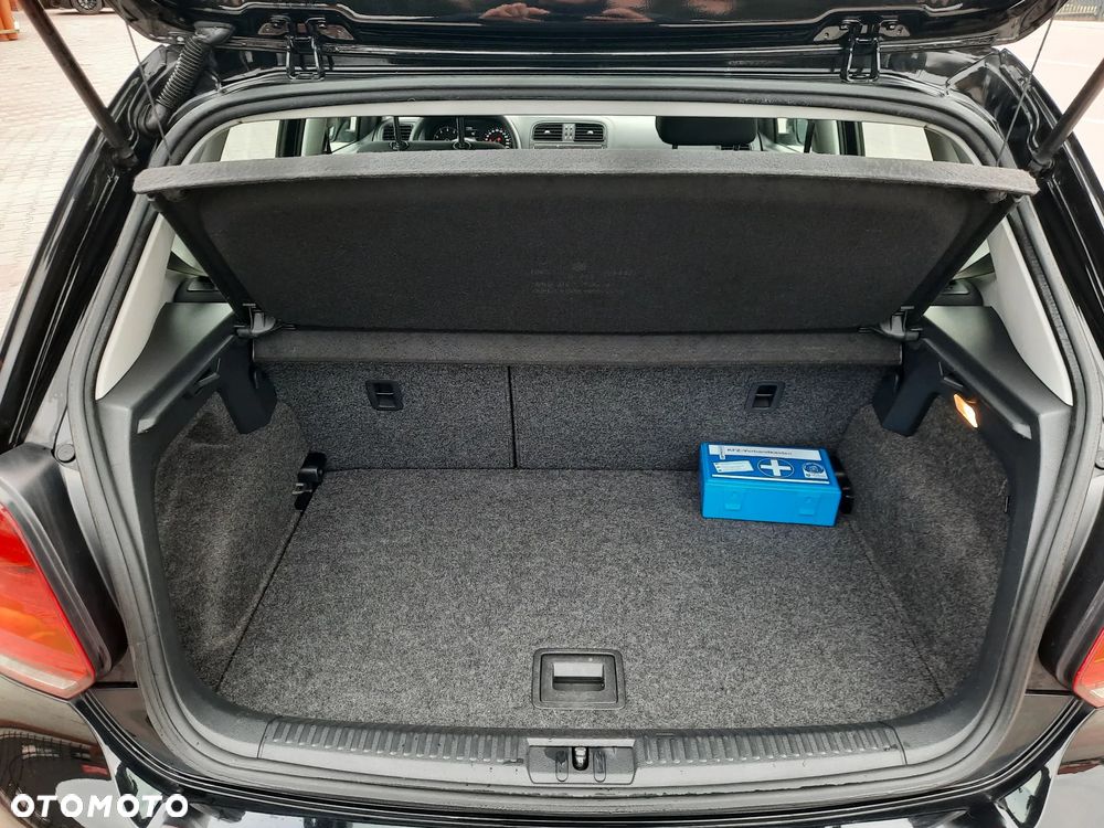 Volkswagen Polo 1.2 Comfortline - 22