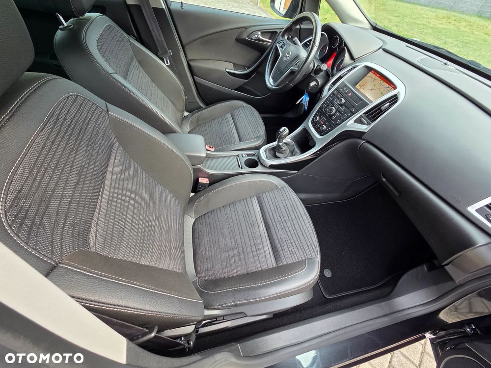 Opel Astra 1.6 D (CDTI) Start/Stop Innovation - 32