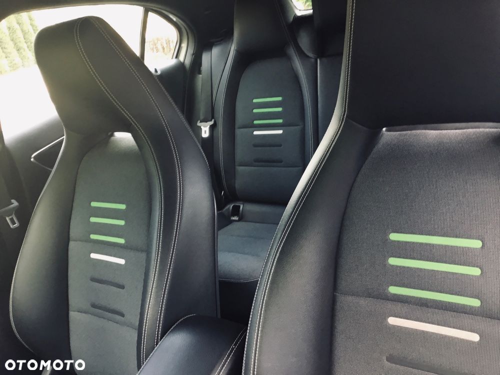 Mercedes-Benz Klasa A 180 CDI 7G DCT - 22