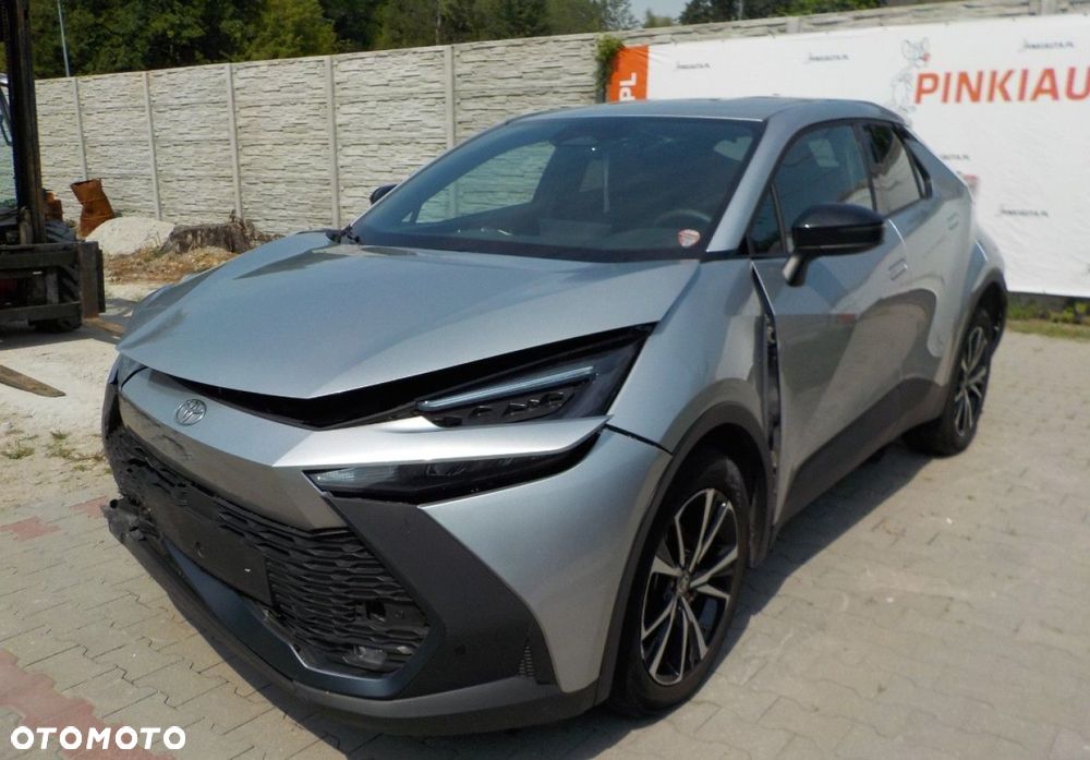 Toyota C-HR - 6