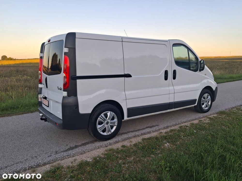 Renault Trafic - 13