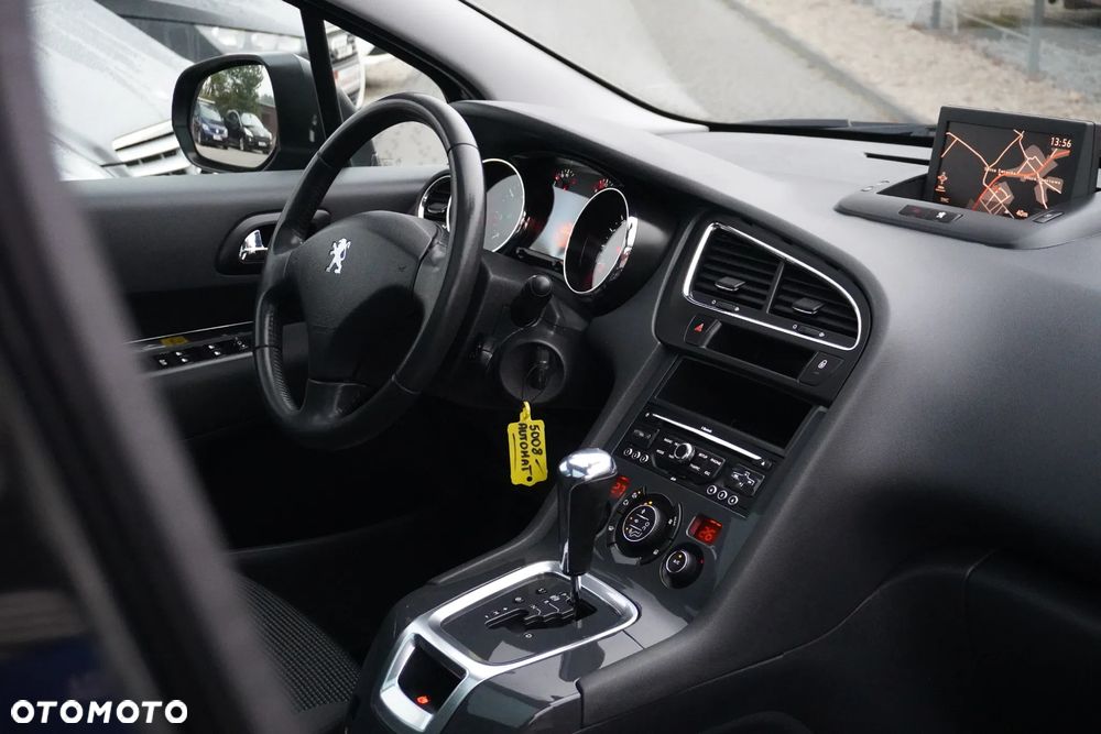 Peugeot 5008 1.6 THP Active 7os - 19