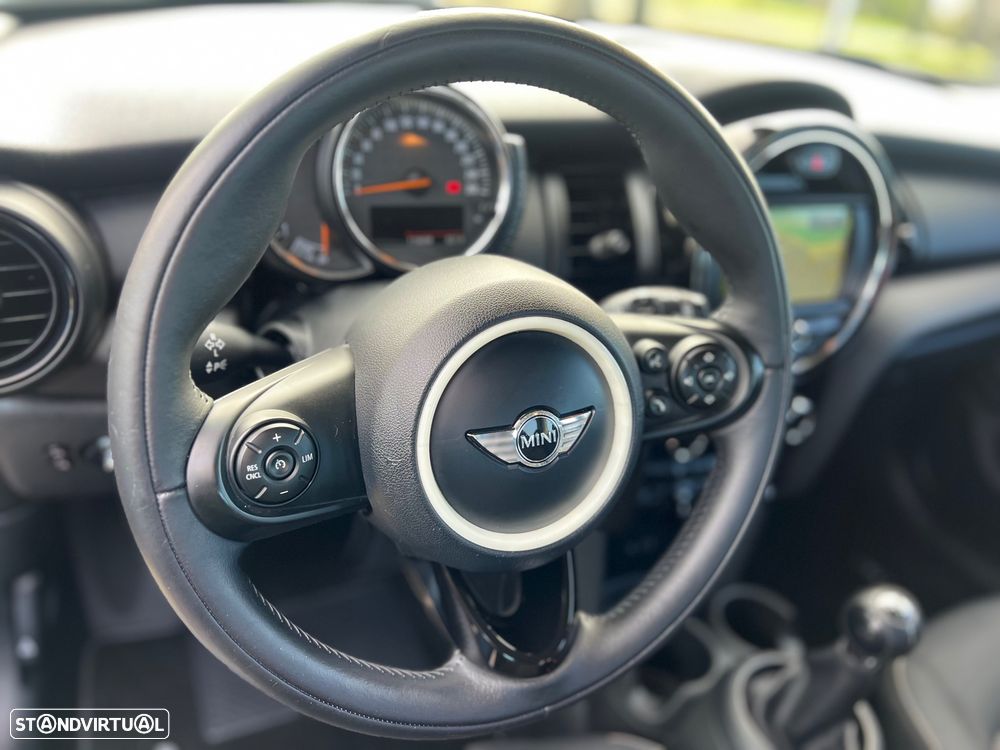 MINI 5 Portas One D - 10