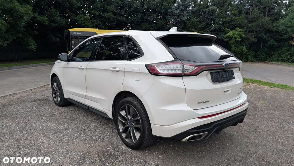 Ford Edge 2.0 TDCi Bi-Turbo 4x4 Titanium - 5