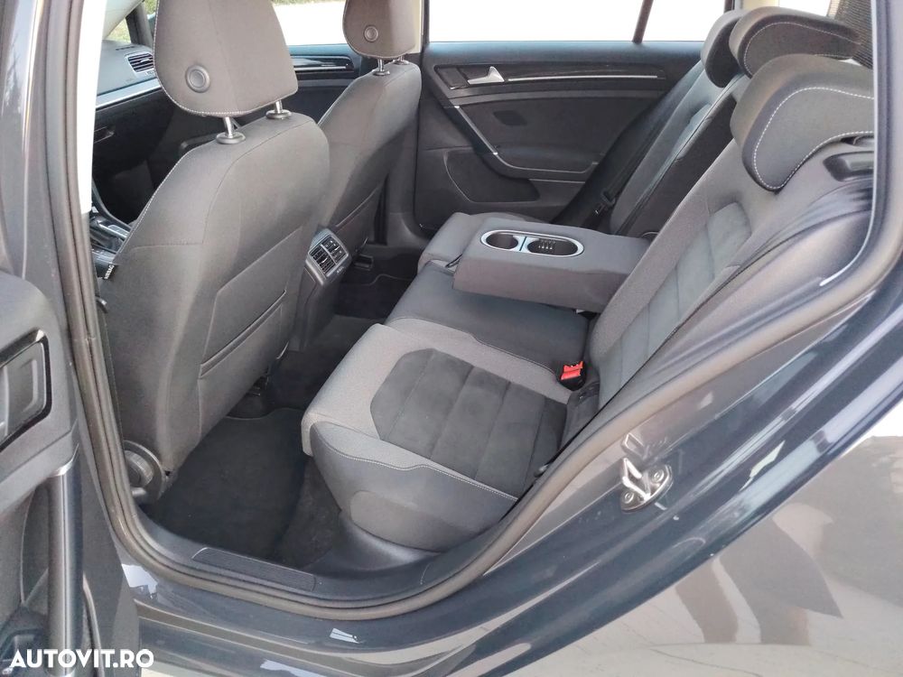 Volkswagen Golf 2.0 TDI SCR DSG Highline - 10