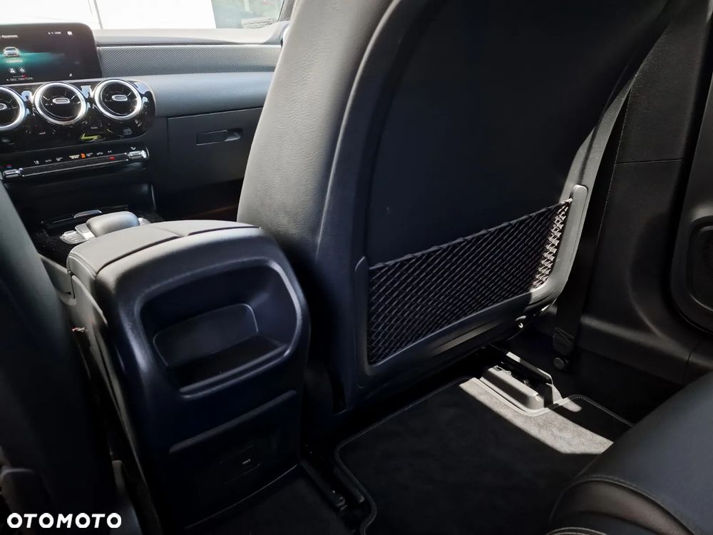 Mercedes-Benz Klasa A 200 d Progressive 8G-DCT - 25