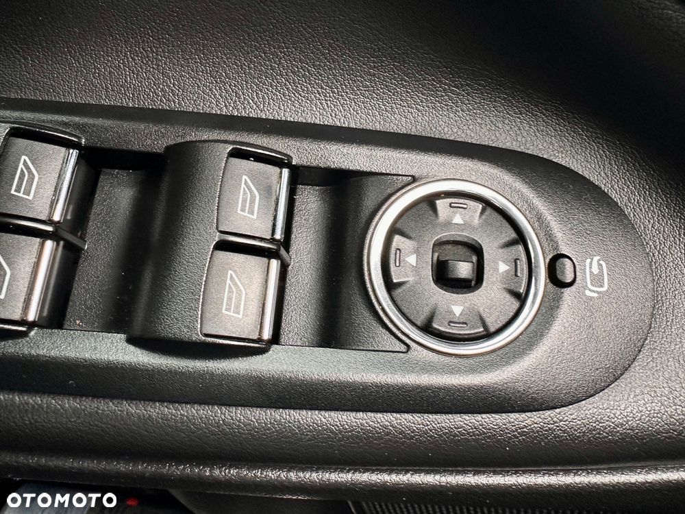 Ford Galaxy 2.0 T Platinium X (Titanium) - 24