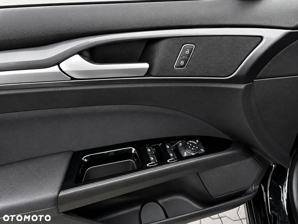 Ford Mondeo 2.0 EcoBlue Titanium - 14