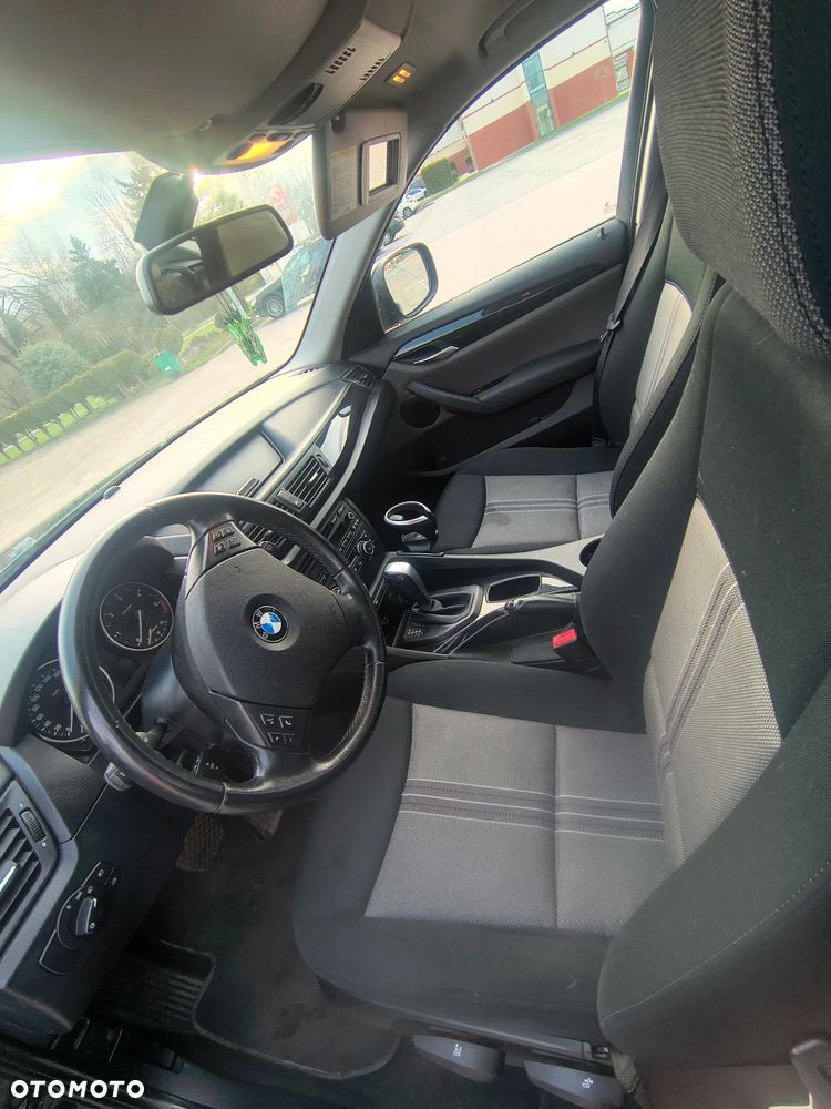 BMW X1 xDrive18d - 6
