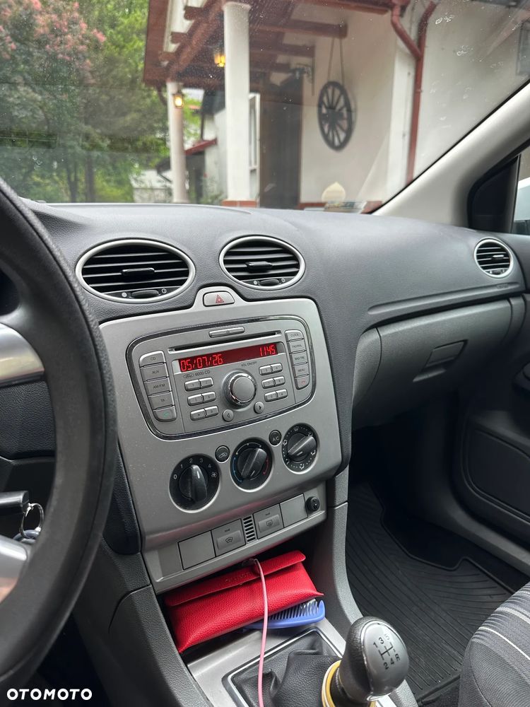 Ford Focus 1.6 Trend - 5