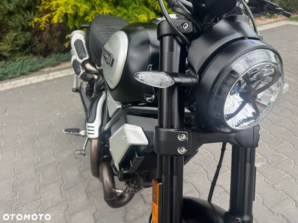 Ducati Scrambler - 20