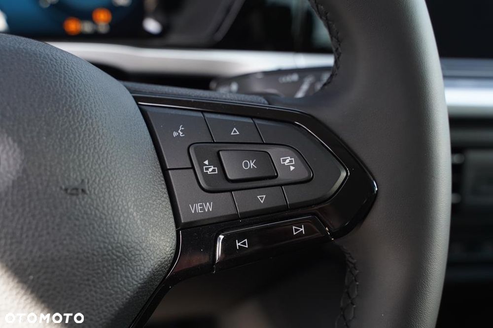 Ford Tourneo Connect Grand - 16