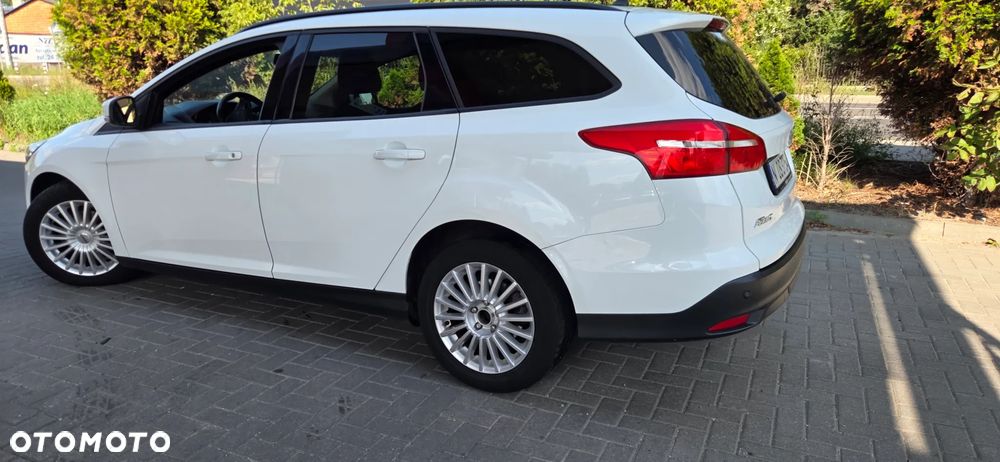 Ford Focus 1.5 TDCi DPF Start-Stopp-System Titanium - 10