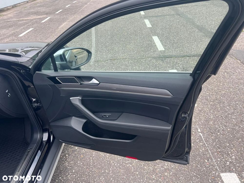Volkswagen Passat Alltrack 2.0 TDI Bi-Turbo SCR 4Mot DSG - 31