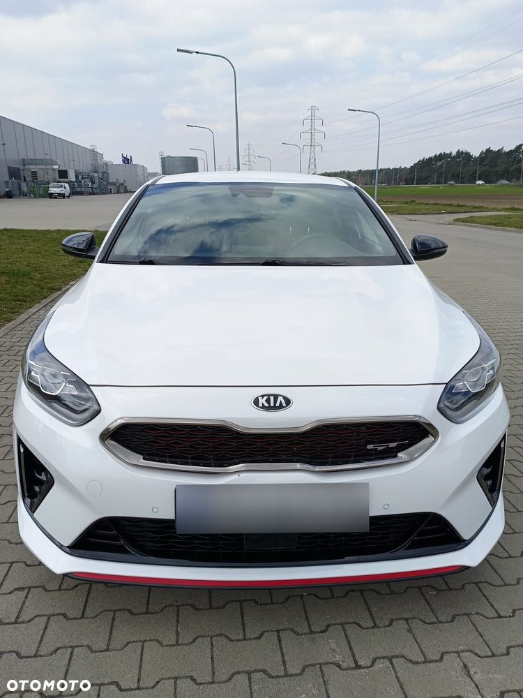 Kia ProCeed - 9