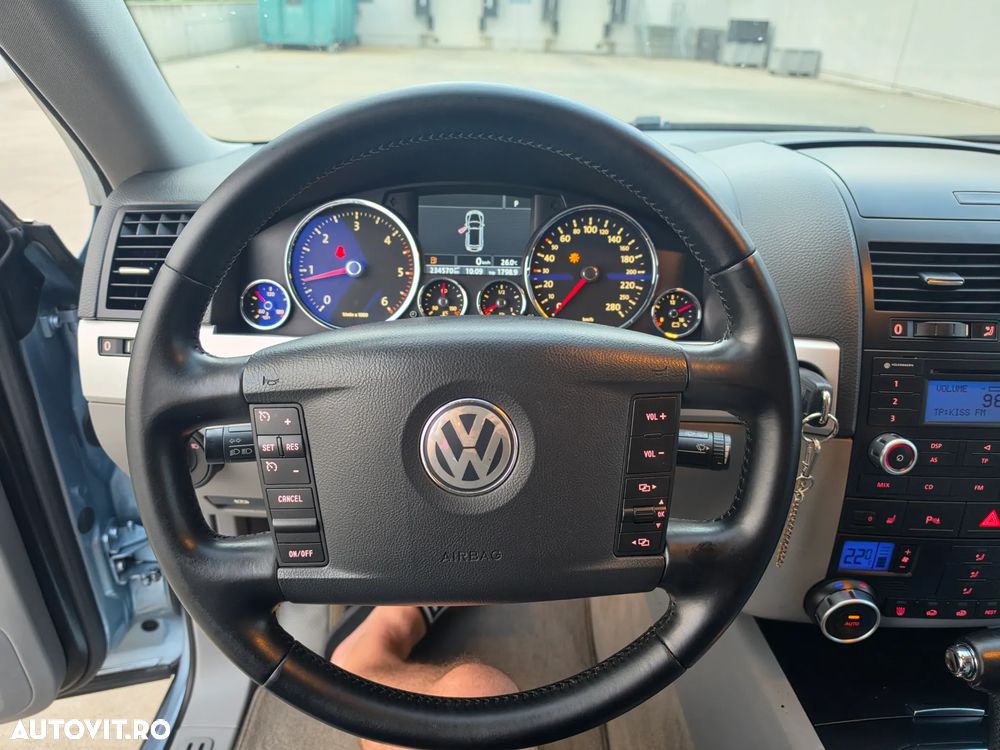 Volkswagen Touareg - 20