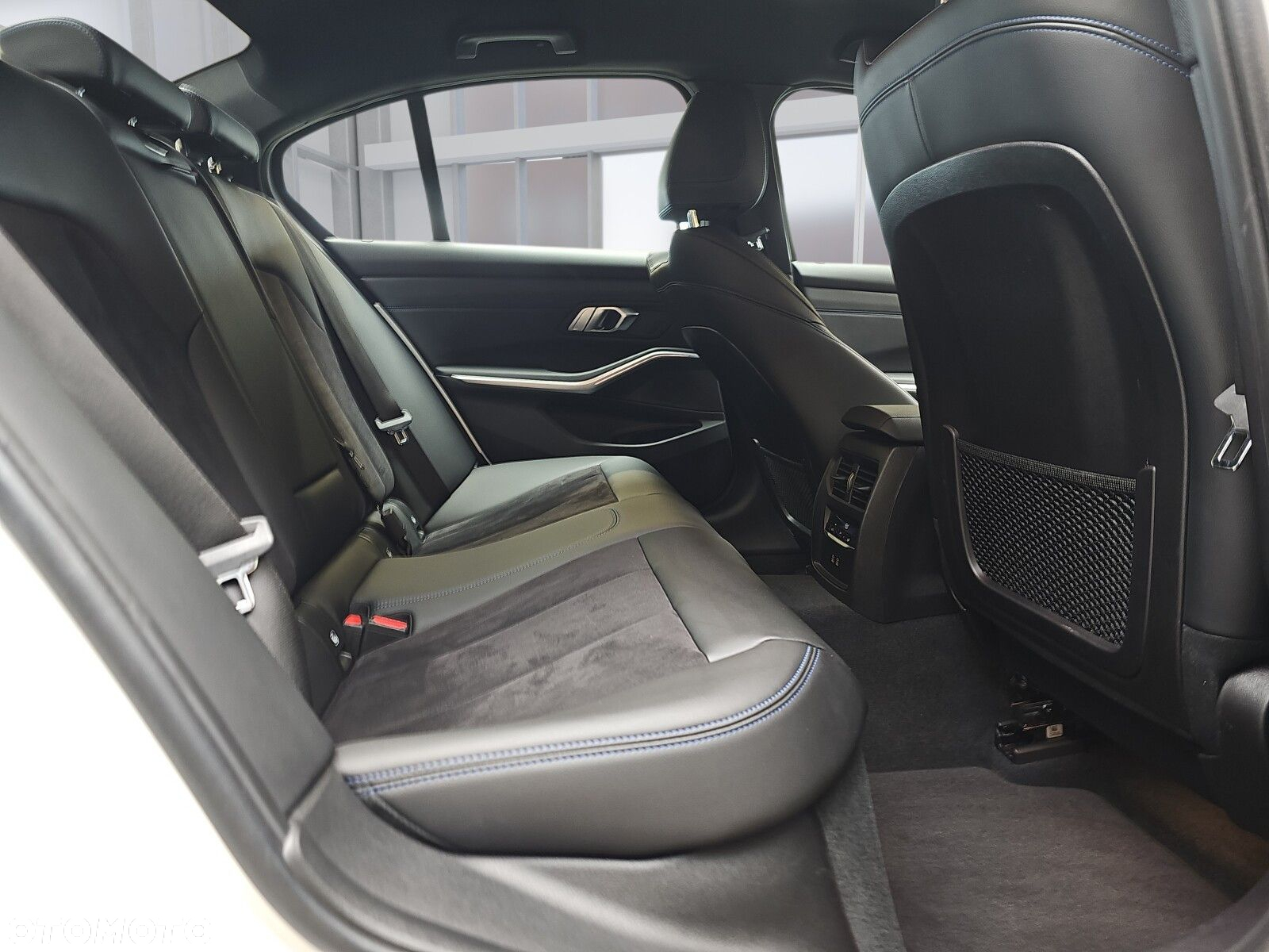 BMW Seria 3 320d xDrive M Sport sport - 19