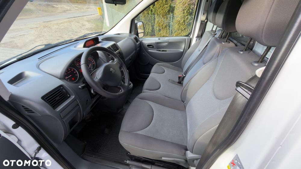 Peugeot Expert Kombi Standard 2,8t EAT8 - 10
